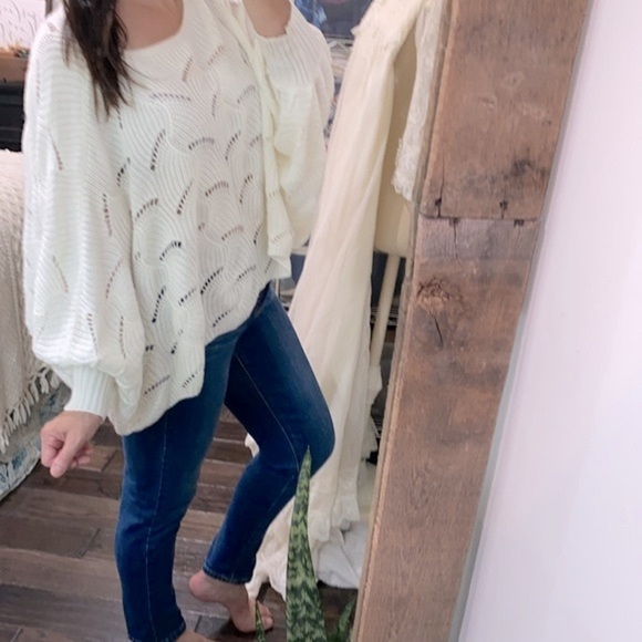 Moon & Madison boho sweater size Xsmall oversized - Picture 2 of 9